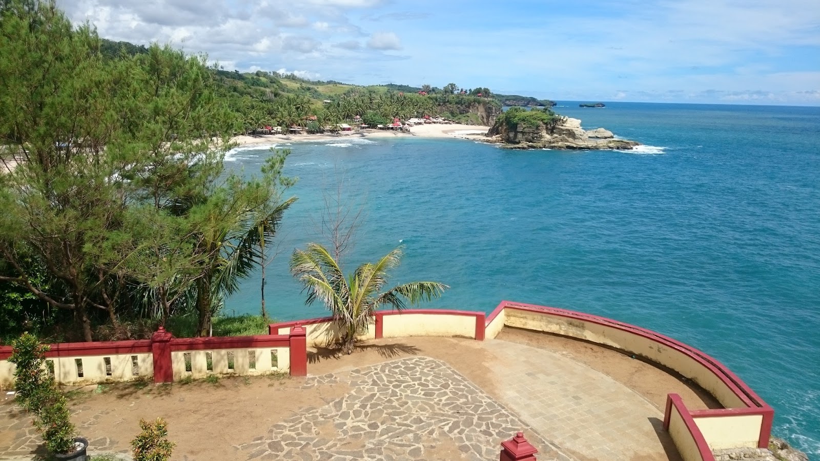 Pantai Klayar
