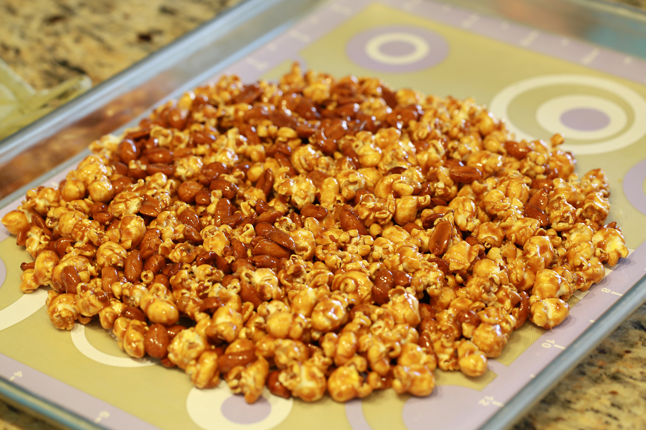 cara membuat popcorn manis