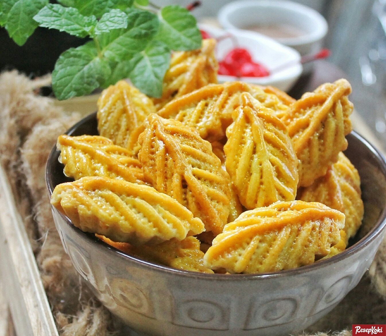 berkreasi denan kue nastar