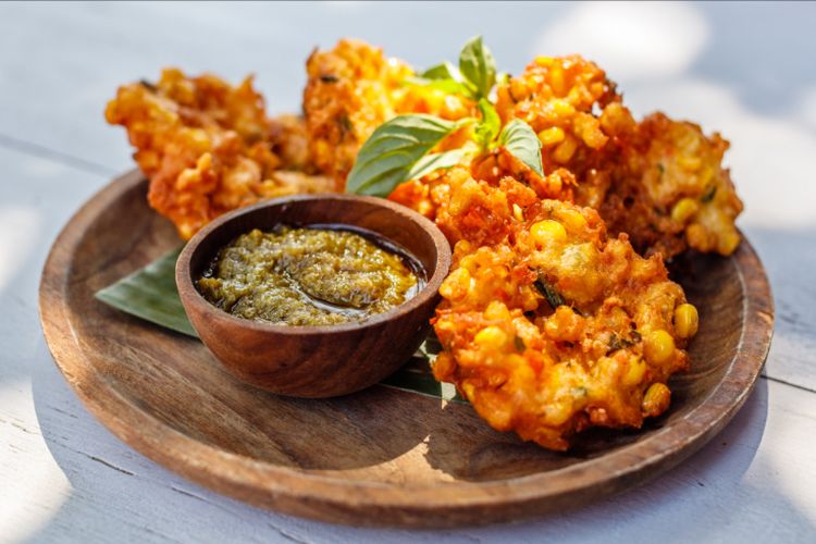 Resep Membuat Perkedel Jagung yang Enak Ala Rumahan