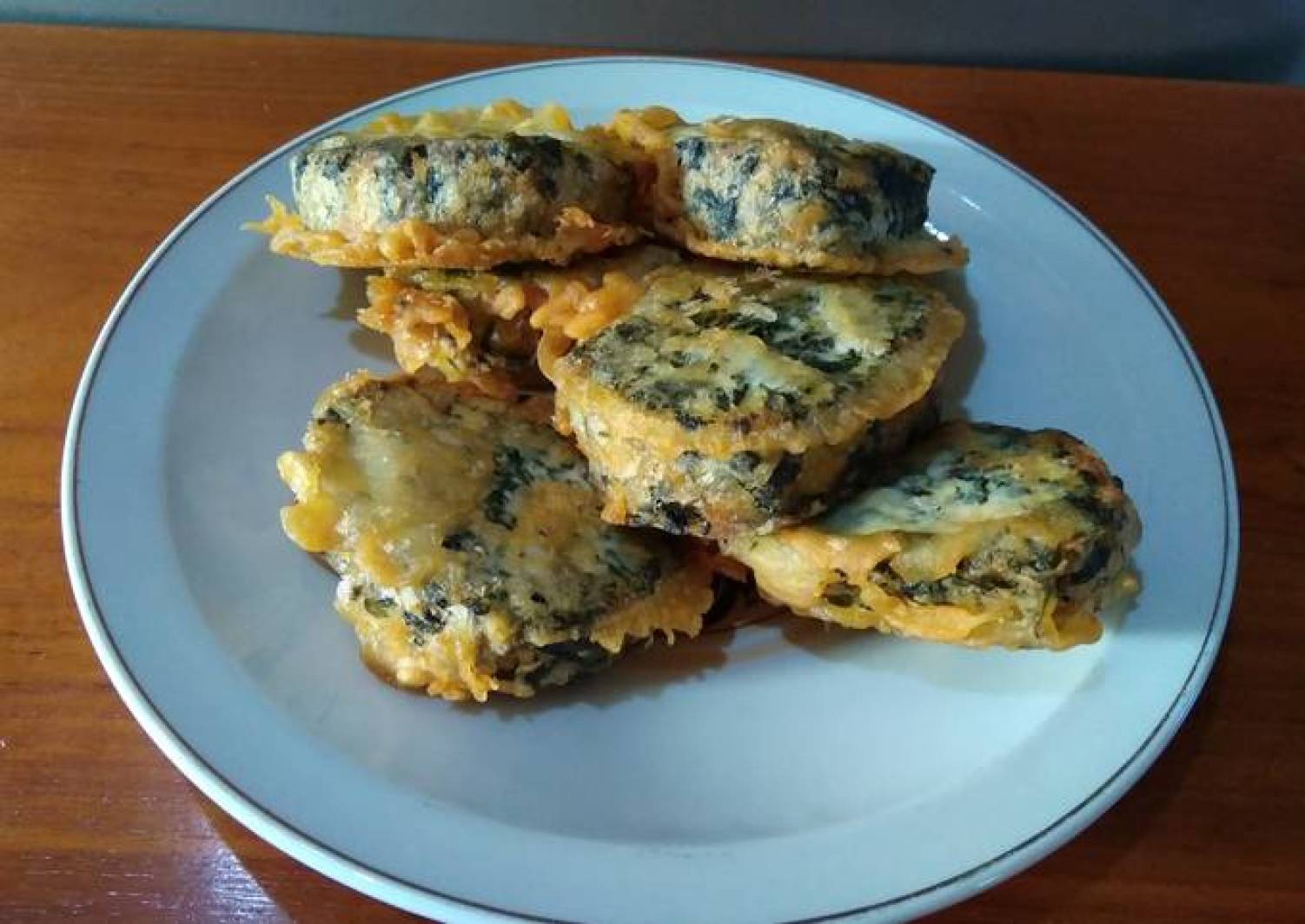 Cemilan Dari Daun Singkong