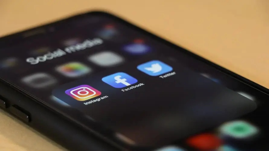 strategi promosi brand melalui sosmed