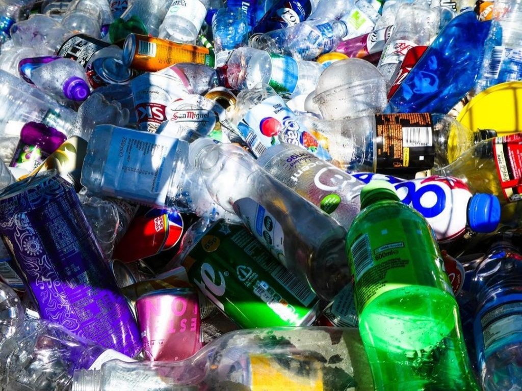 bahaya sampah plastik