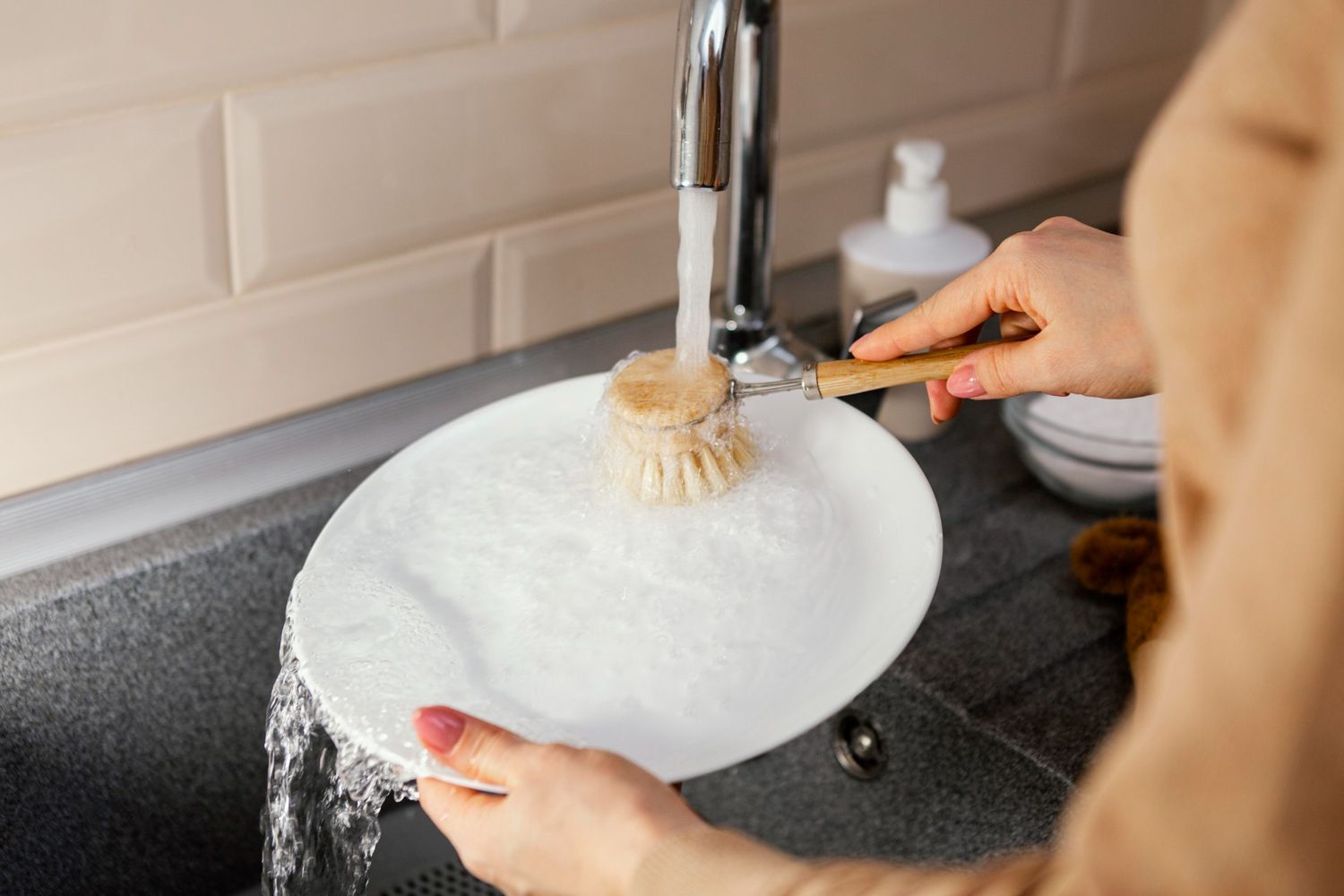 cara cuci piring agar bersih
