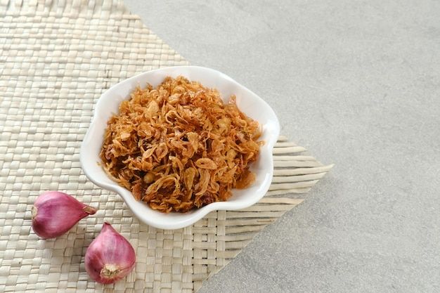 penyebab bawang goreng cepat melempem