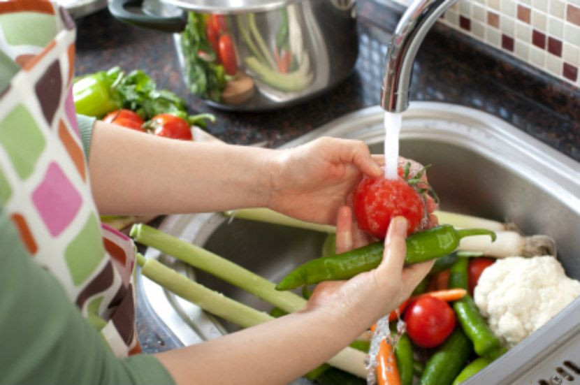cara membersihkan sayur sebelum diolah