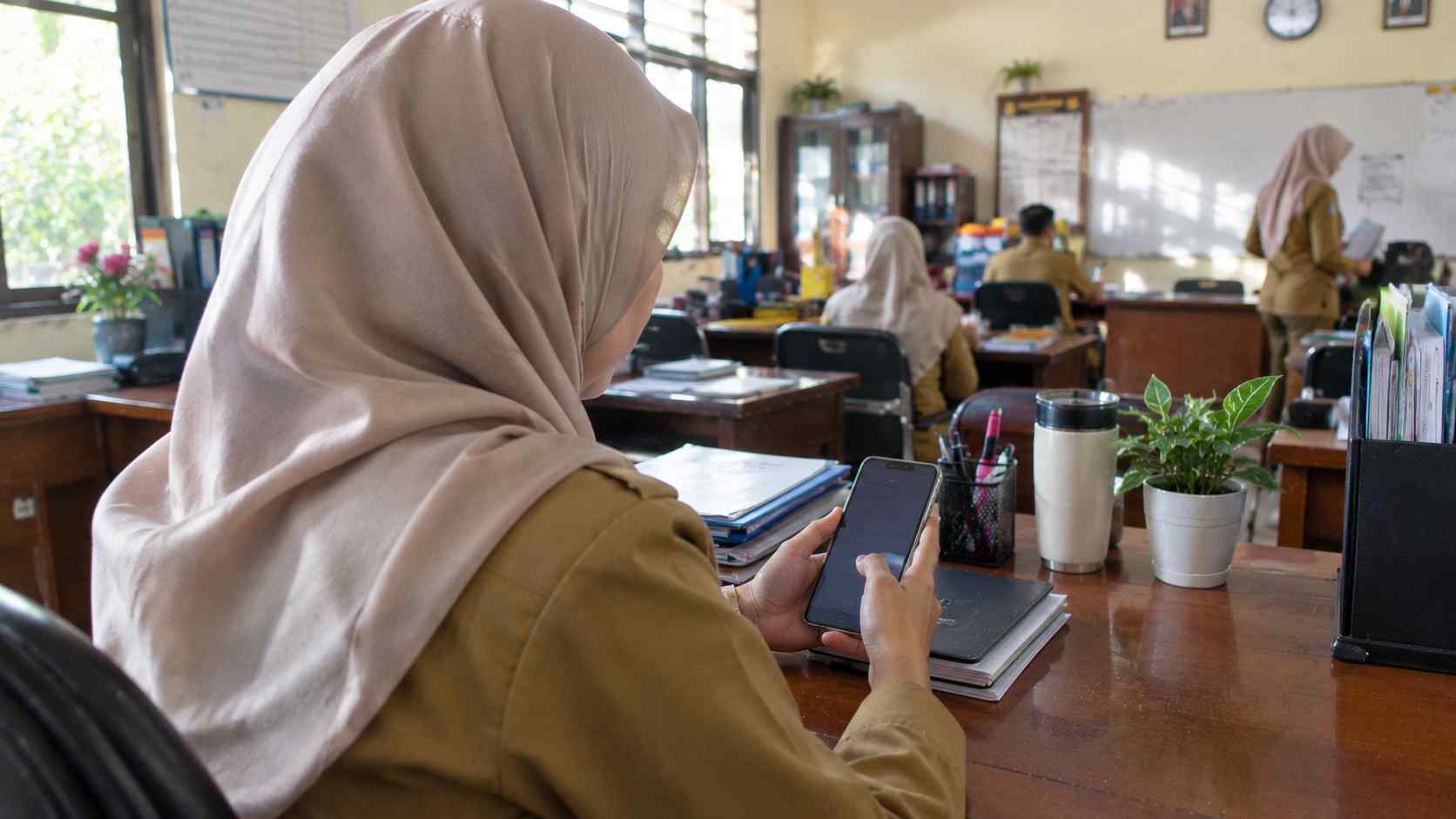 absensi guru online sekolah